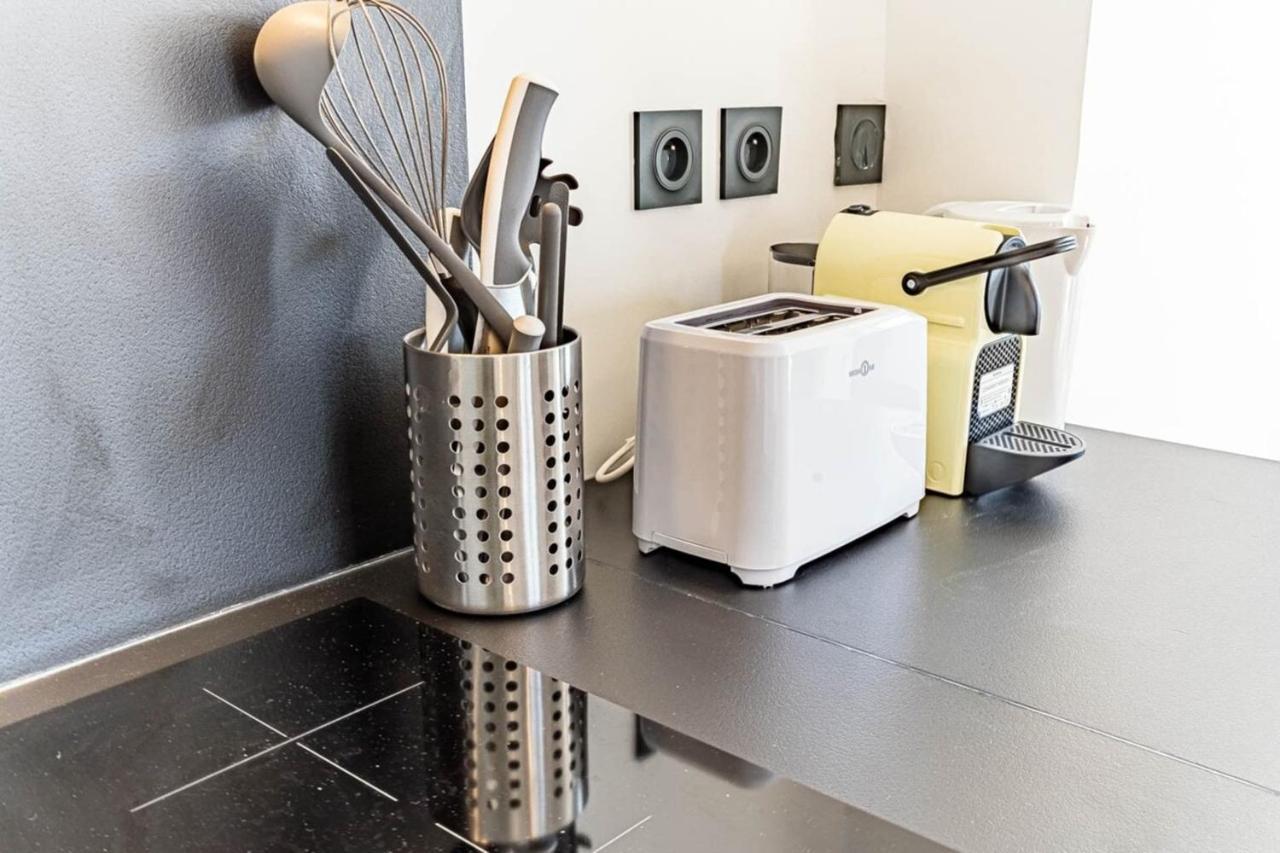 The Pizay Duplex Cozy 2 People - Metro Hotel De Ville Lyon Luaran gambar