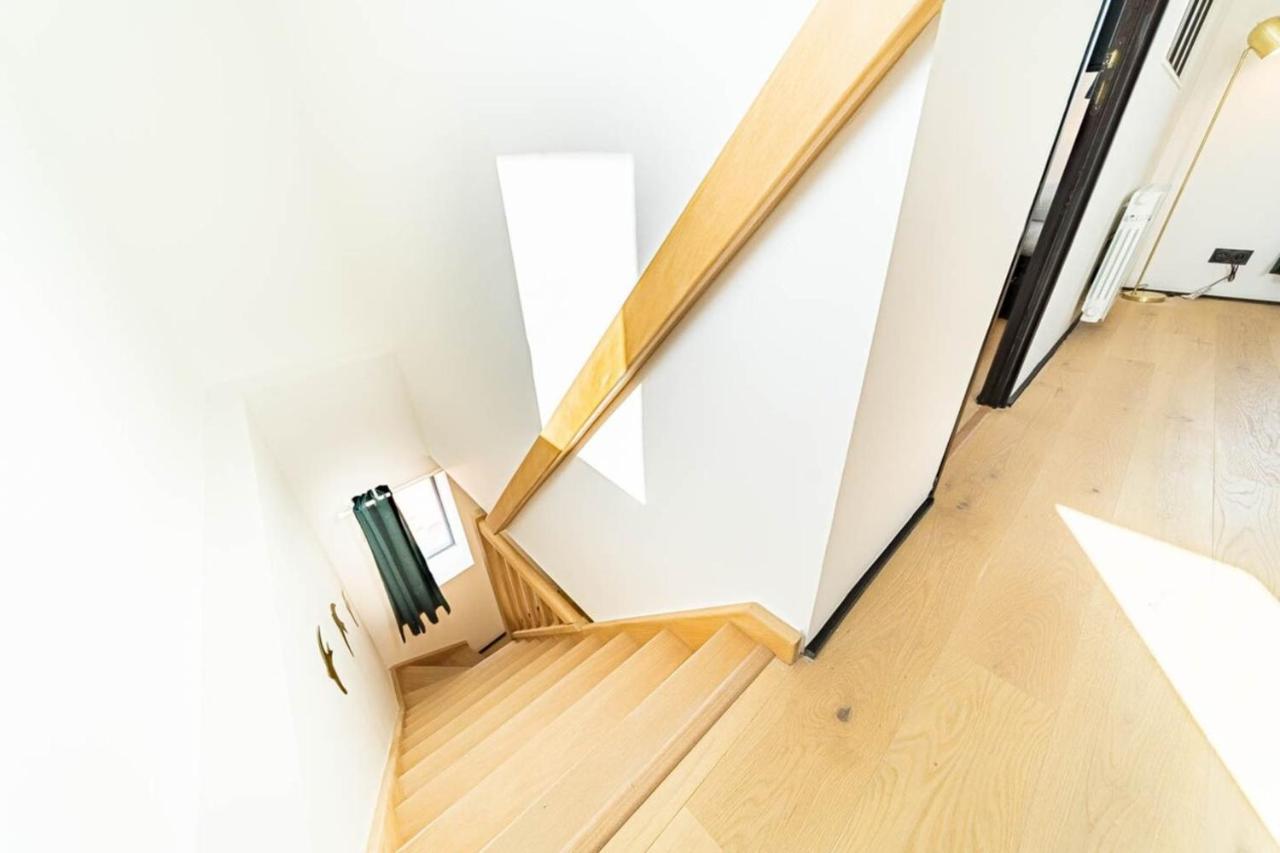 The Pizay Duplex Cozy 2 People - Metro Hotel De Ville Lyon Luaran gambar
