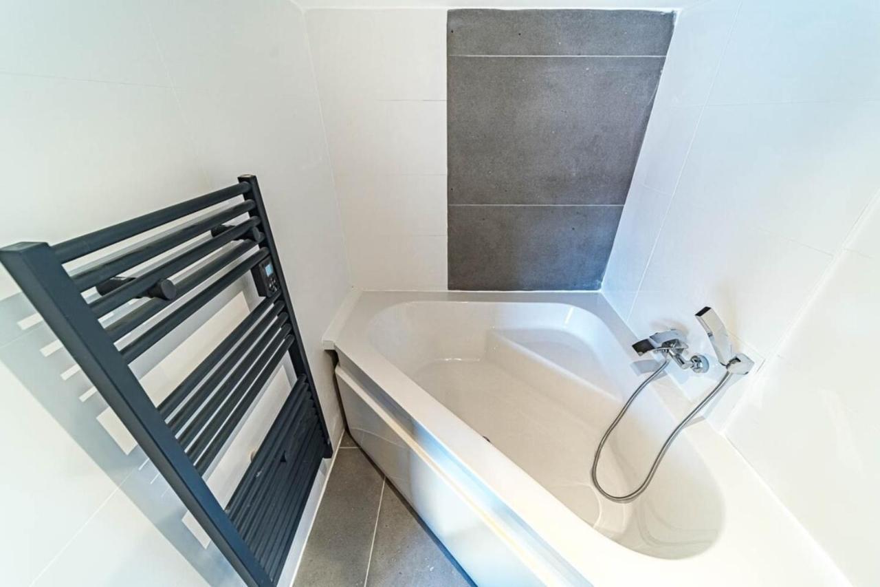 The Pizay Duplex Cozy 2 People - Metro Hotel De Ville Lyon Luaran gambar